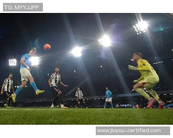 意甲激情对决：那不勒斯大胜尤文图斯点球瞬间引发全场狂欢